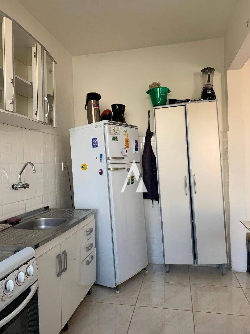 Apartamento à venda com 2 quartos, 66m² - Foto 9