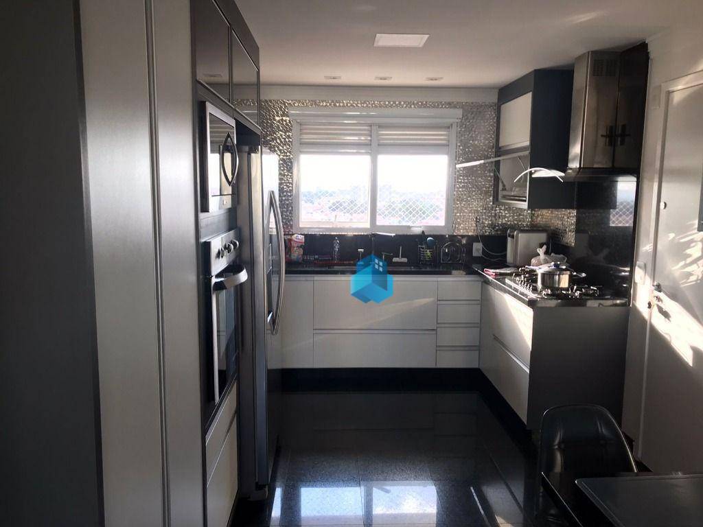 Apartamento à venda com 3 quartos, 163m² - Foto 17