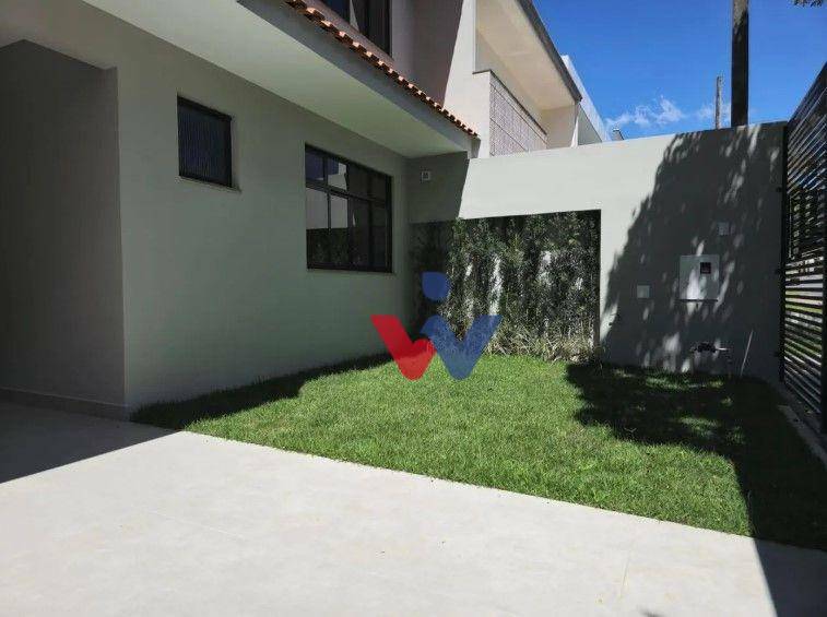 Casa à venda com 3 quartos, 135m² - Foto 1