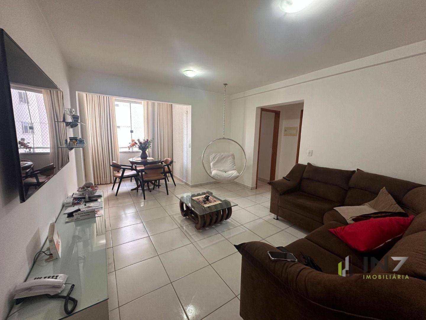 Apartamento à venda com 2 quartos, 67m² - Foto 4