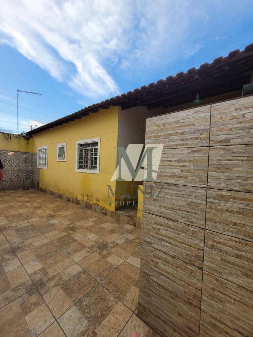 Casa à venda com 3 quartos, 200M2 - Foto 18