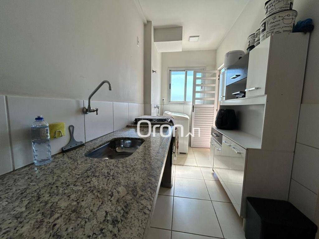 Apartamento à venda com 3 quartos, 66m² - Foto 4