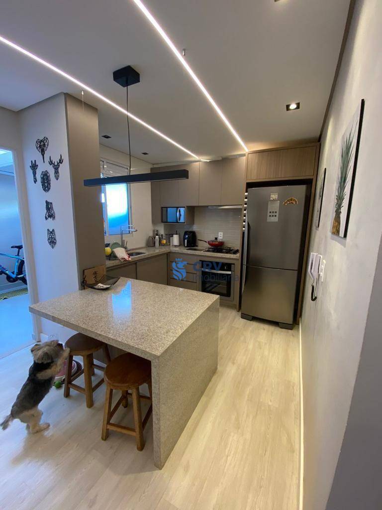 Apartamento à venda com 2 quartos, 45m² - Foto 2