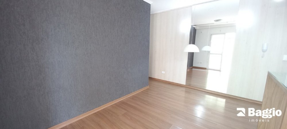 Apartamento à venda com 2 quartos, 57m² - Foto 3