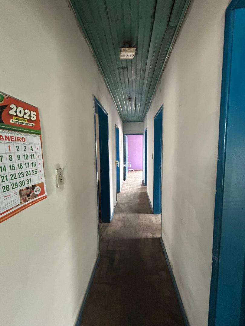 Casa à venda com 4 quartos, 80m² - Foto 9