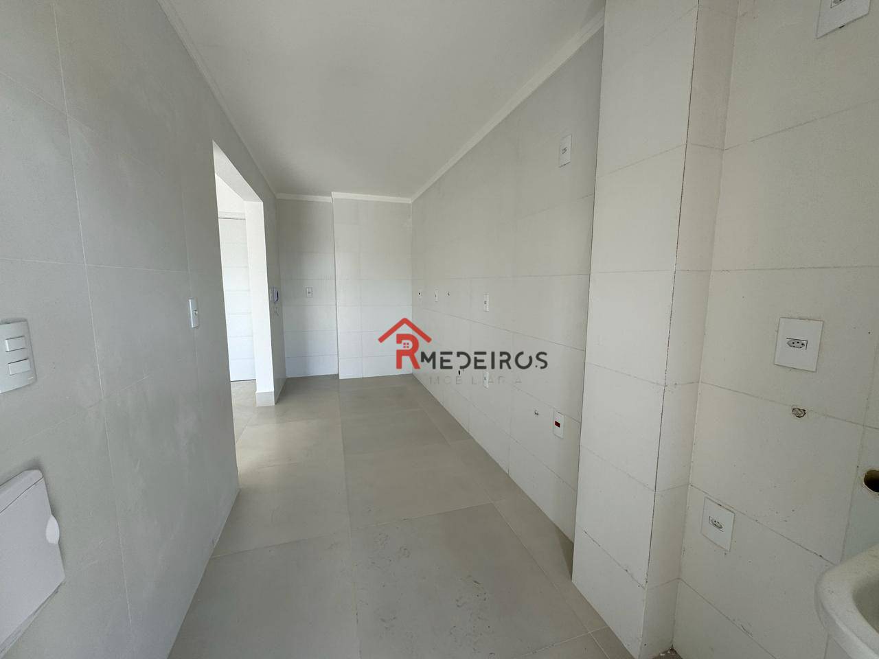 Apartamento à venda com 3 quartos, 109m² - Foto 11