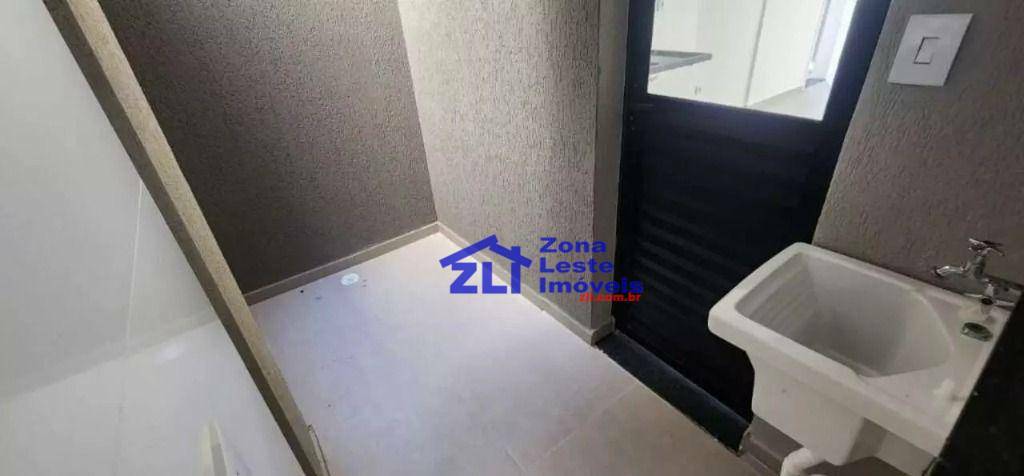 Apartamento para alugar com 2 quartos, 32m² - Foto 15