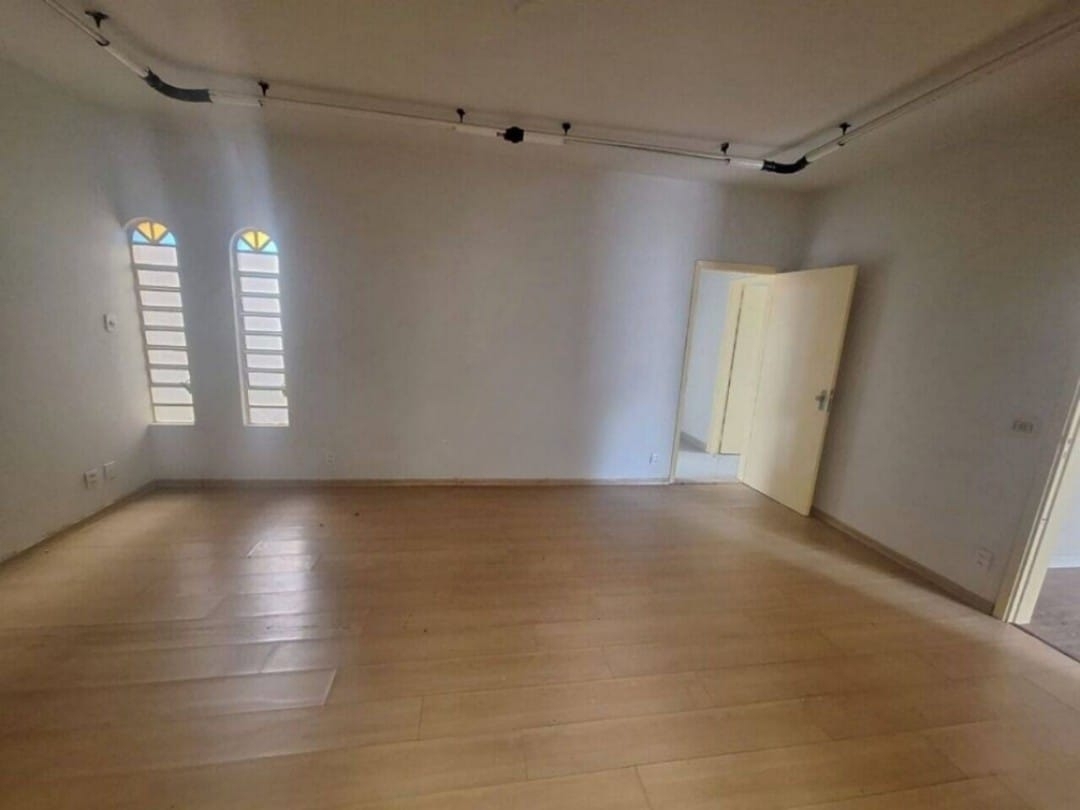 Loja-Salão para alugar com 5 quartos, 200m² - Foto 11