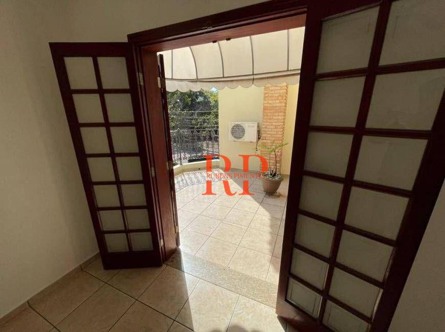 Casa à venda com 3 quartos, 200m² - Foto 24