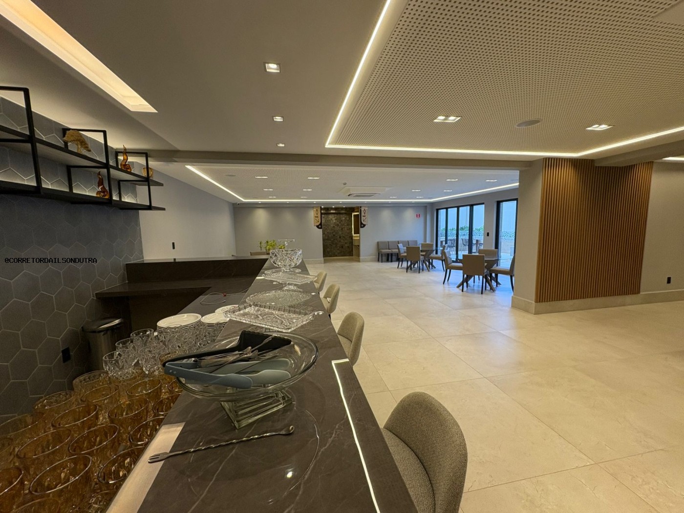 Apartamento à venda com 3 quartos, 149m² - Foto 5