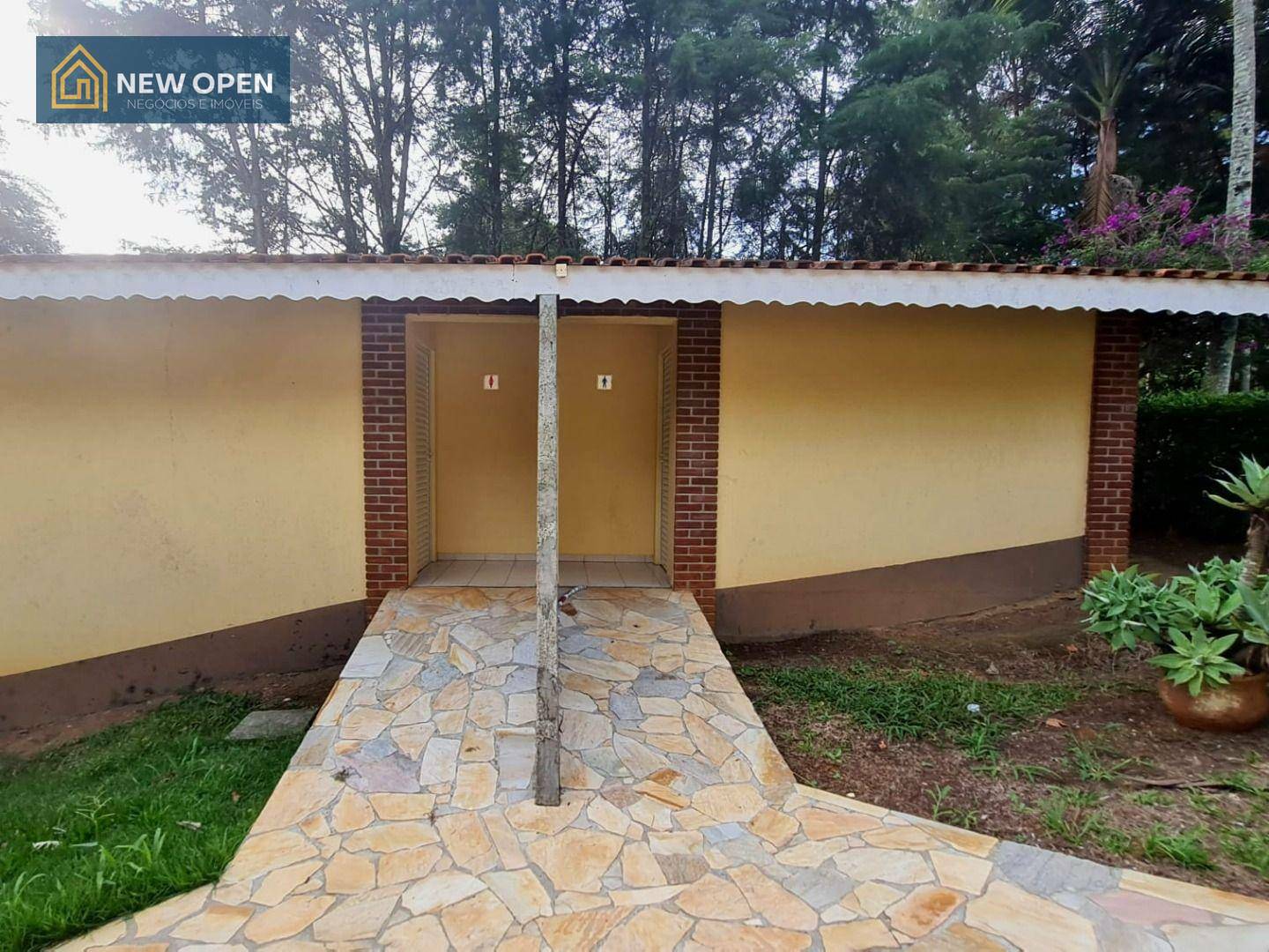 Chácara à venda com 4 quartos, 608m² - Foto 18