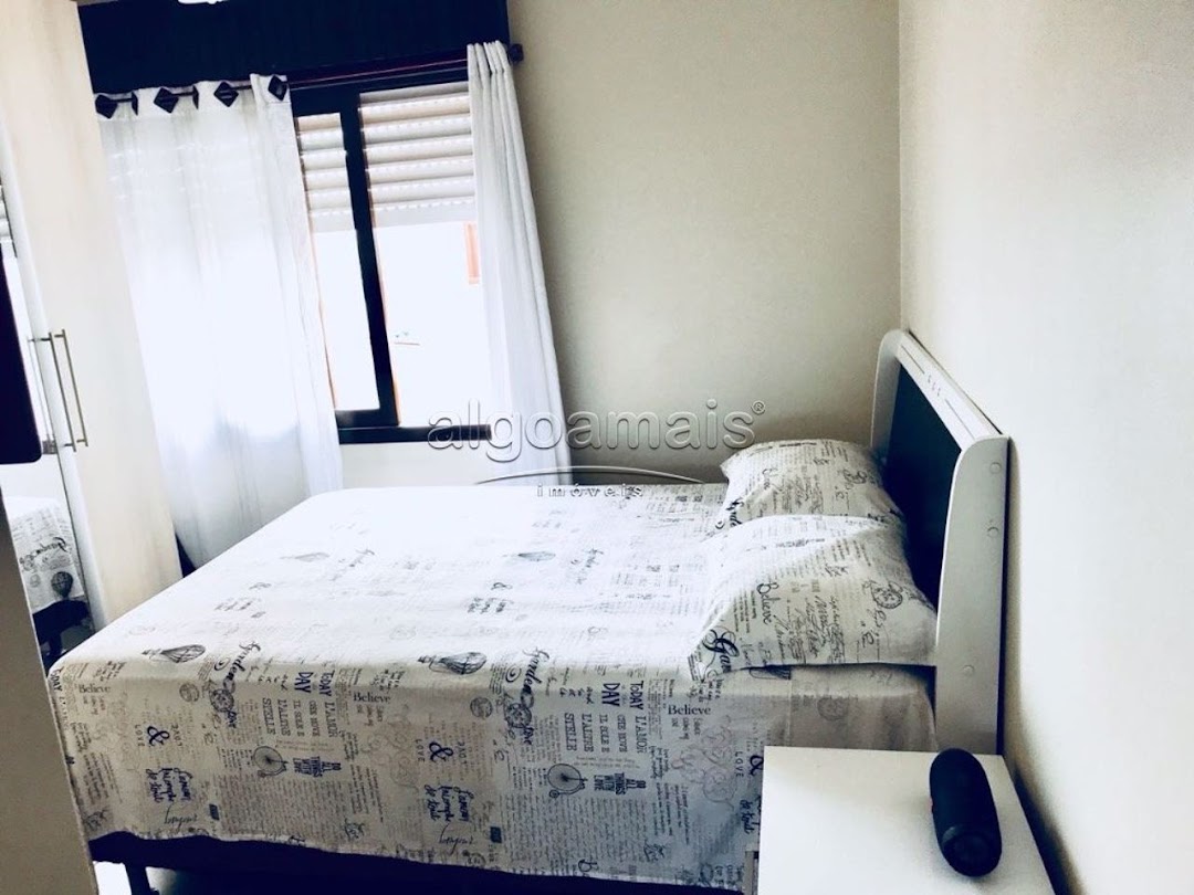 Apartamento à venda com 1 quarto, 45m² - Foto 1