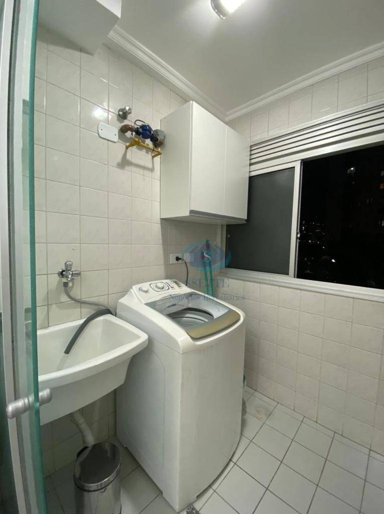 Apartamento à venda com 2 quartos, 56m² - Foto 15