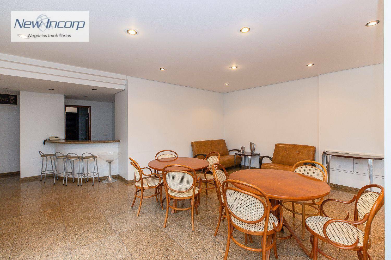 Apartamento à venda com 3 quartos, 205m² - Foto 42