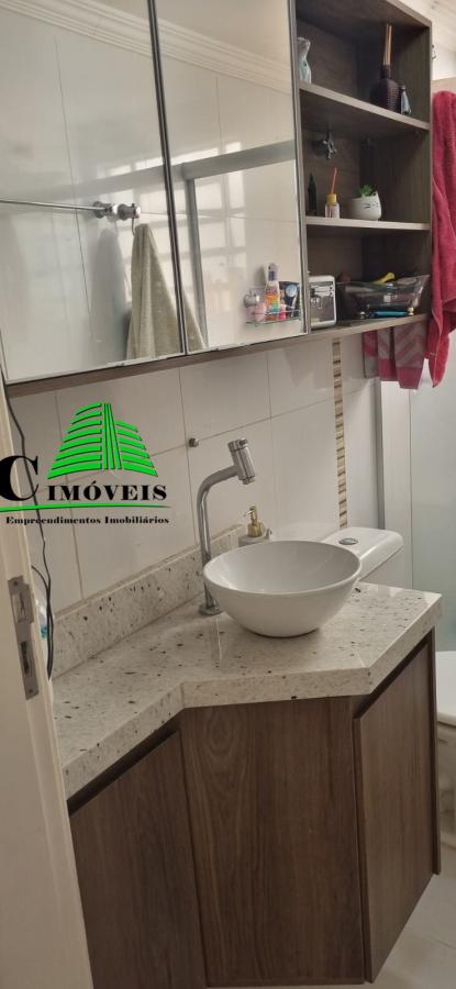 Apartamento à venda com 3 quartos - Foto 4