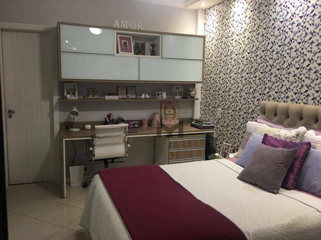 Apartamento à venda com 4 quartos, 200m² - Foto 35