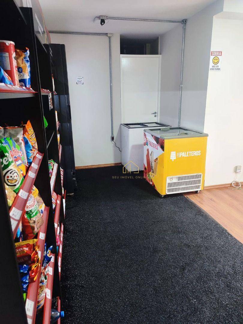 Apartamento à venda com 3 quartos, 70m² - Foto 35