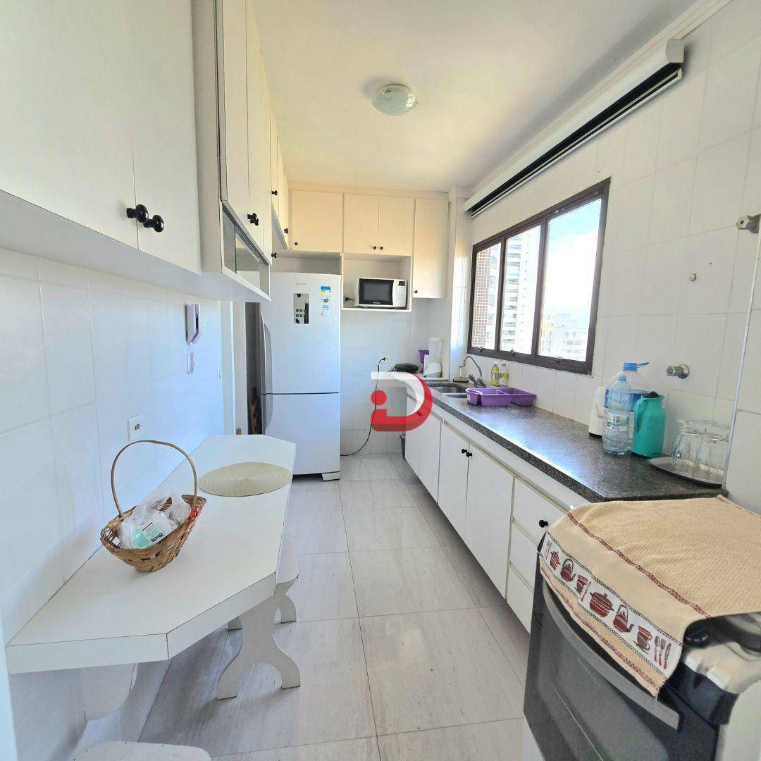 Apartamento à venda com 3 quartos, 120m² - Foto 9