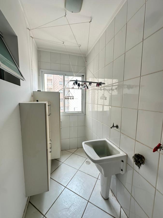 Apartamento para alugar com 2 quartos, 66m² - Foto 2