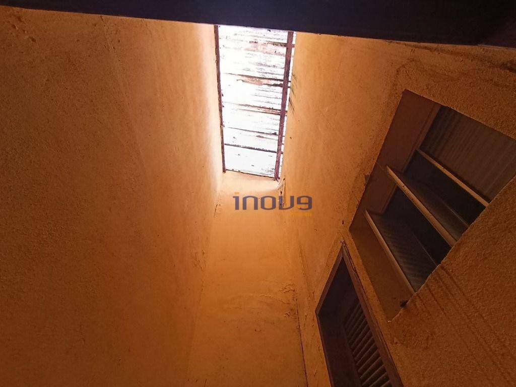 Casa à venda e aluguel com 2 quartos, 164M2 - Foto 19