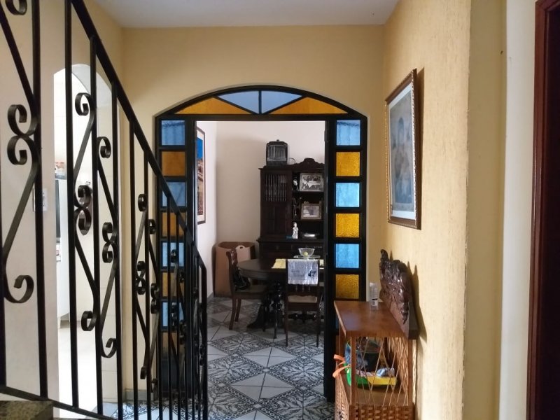 Sobrado à venda com 5 quartos, 250m² - Foto 12