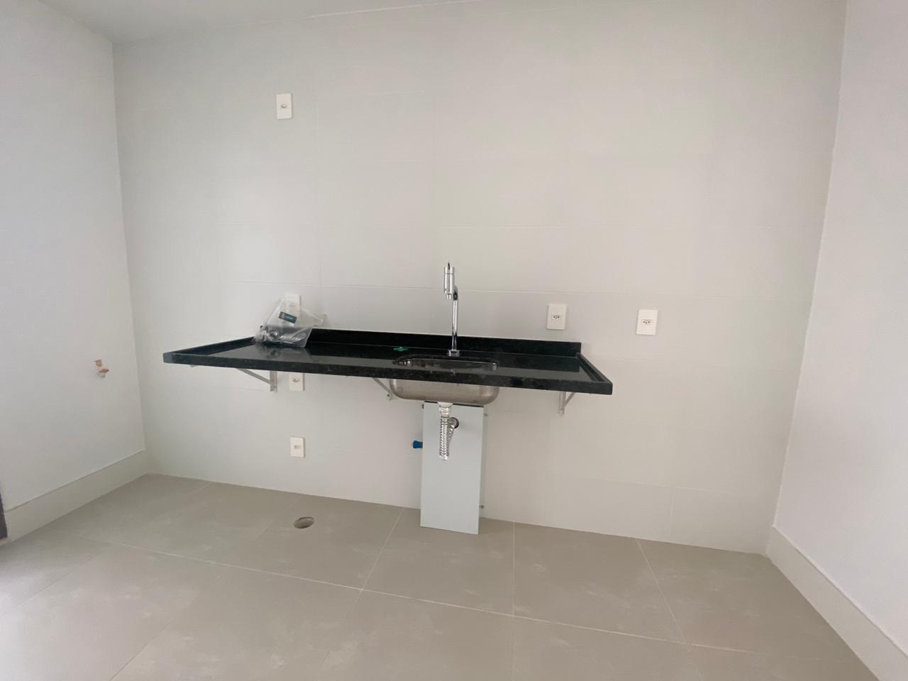 Apartamento à venda com 3 quartos, 94m² - Foto 4