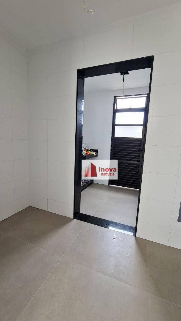 Casa de Condomínio à venda com 4 quartos, 440m² - Foto 10