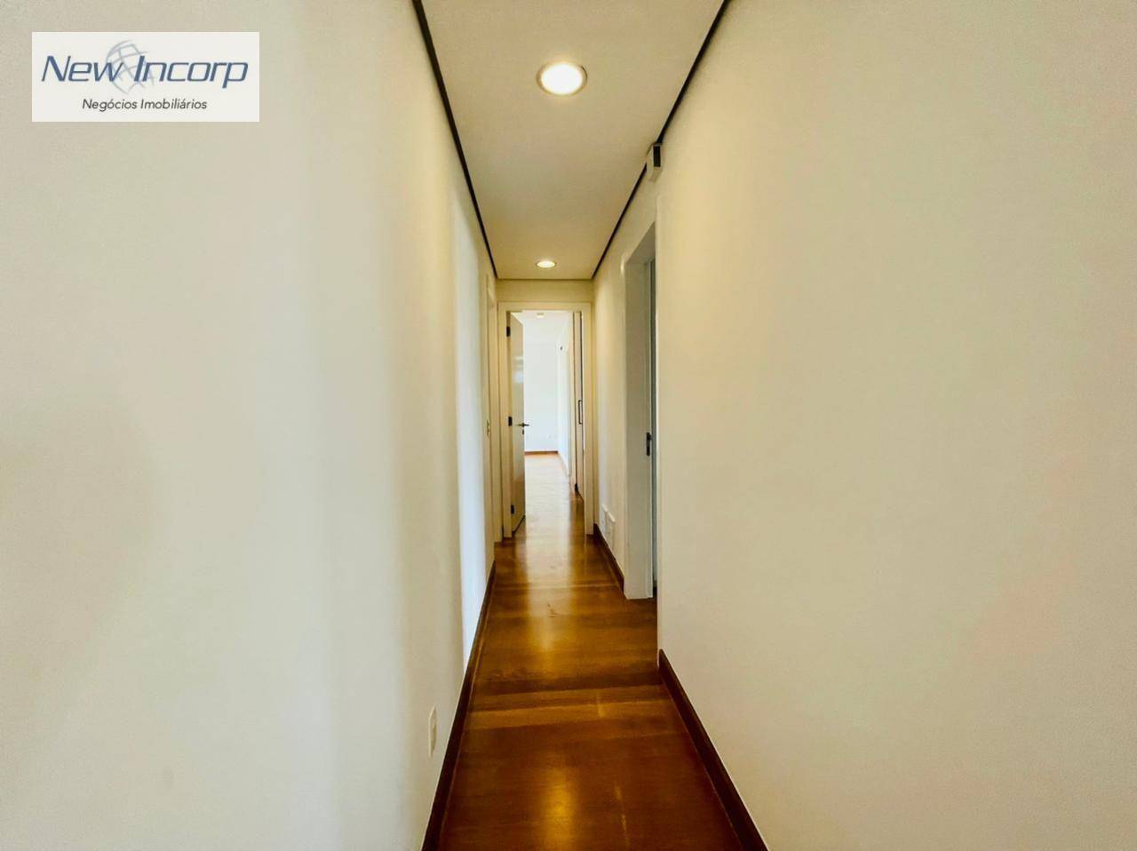 Apartamento à venda com 3 quartos, 215m² - Foto 28