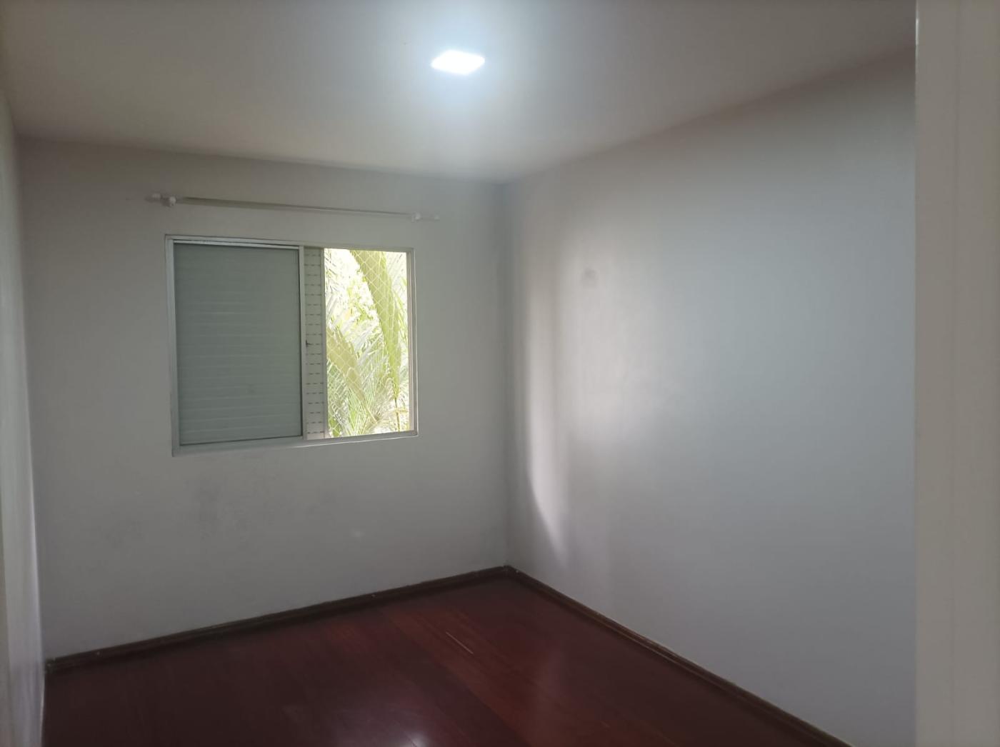 Apartamento à venda com 2 quartos, 62m² - Foto 12