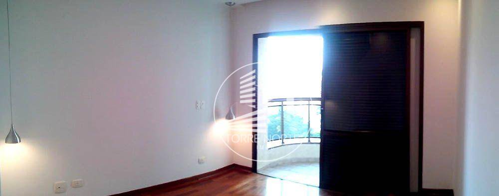 Apartamento à venda com 4 quartos, 246m² - Foto 19