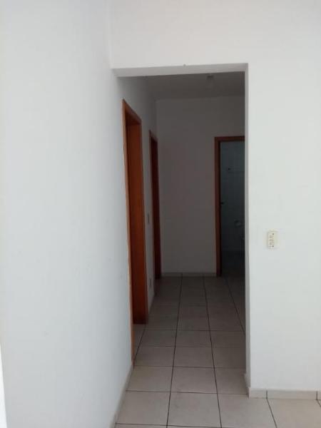 Apartamento para alugar com 3 quartos, 97m² - Foto 13