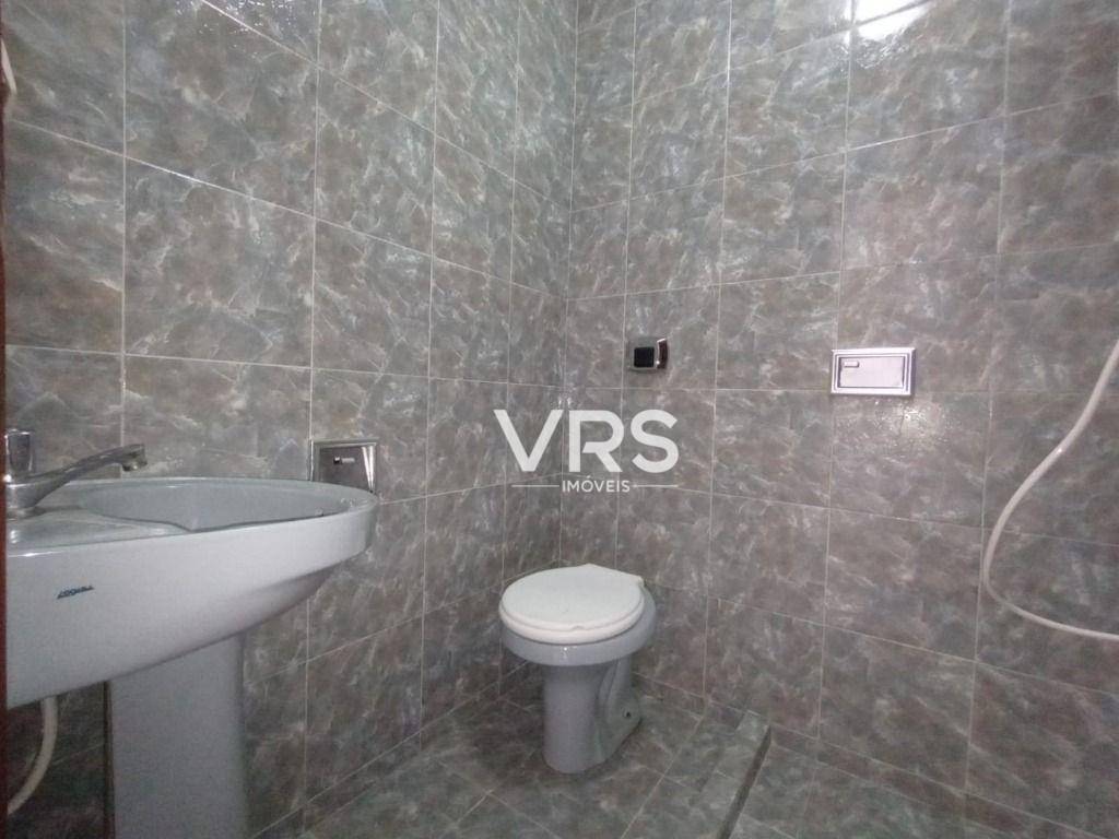 Casa à venda com 2 quartos, 200m² - Foto 21