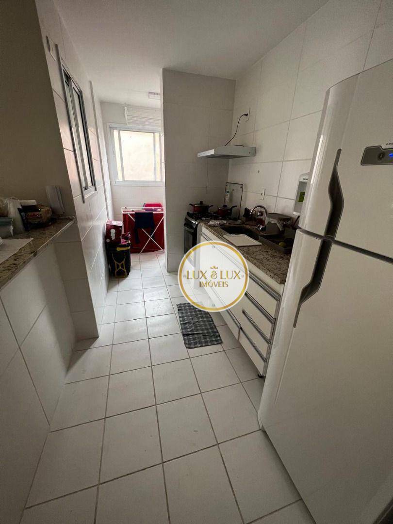 Apartamento à venda com 3 quartos, 85m² - Foto 10