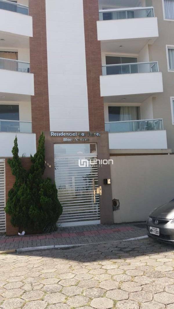 Apartamento à venda com 2 quartos, 65m² - Foto 1