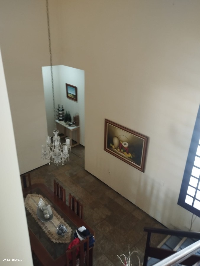 Casa à venda com 3 quartos, 313m² - Foto 19