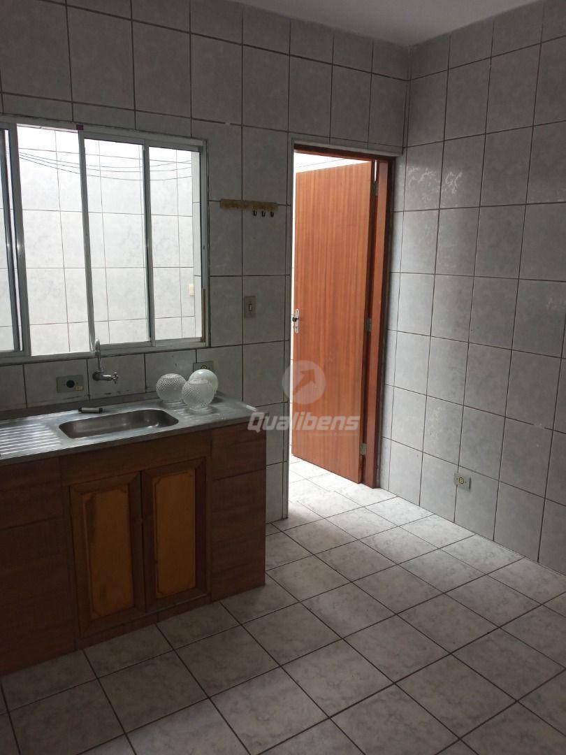 Apartamento para alugar com 1 quarto, 50m² - Foto 2