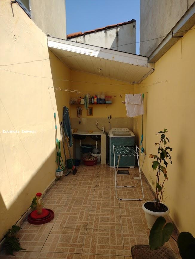 Casa à venda com 2 quartos, 300m² - Foto 6