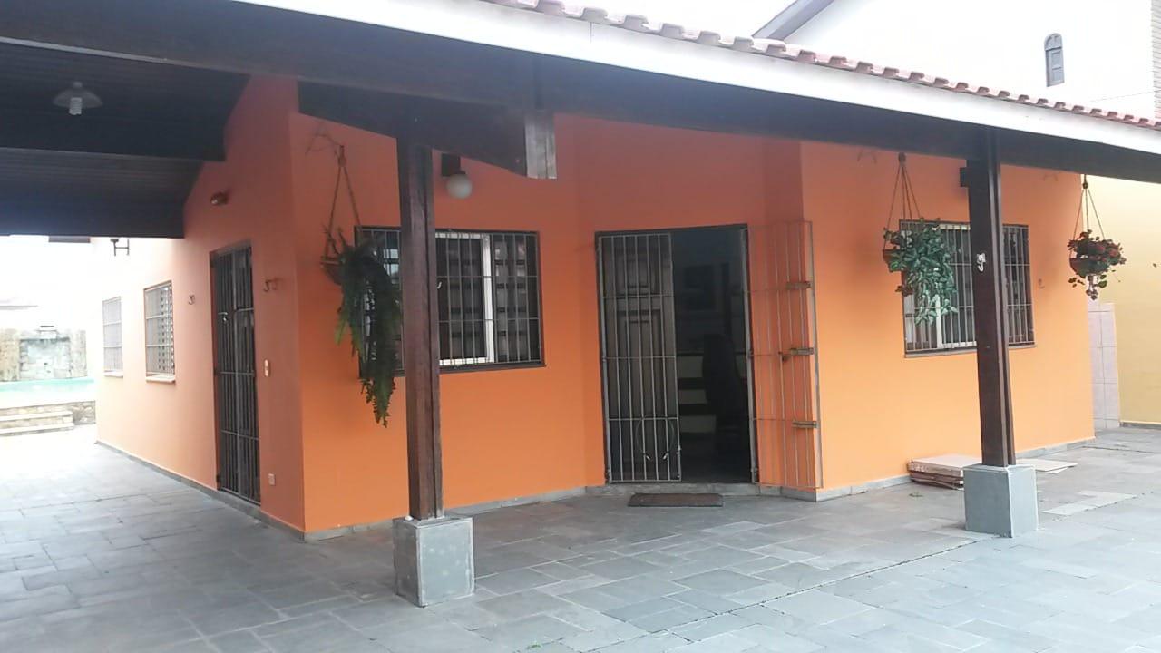 Casa à venda com 3 quartos, 420m² - Foto 2