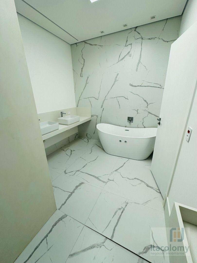 Casa de Condomínio à venda com 4 quartos, 625m² - Foto 41