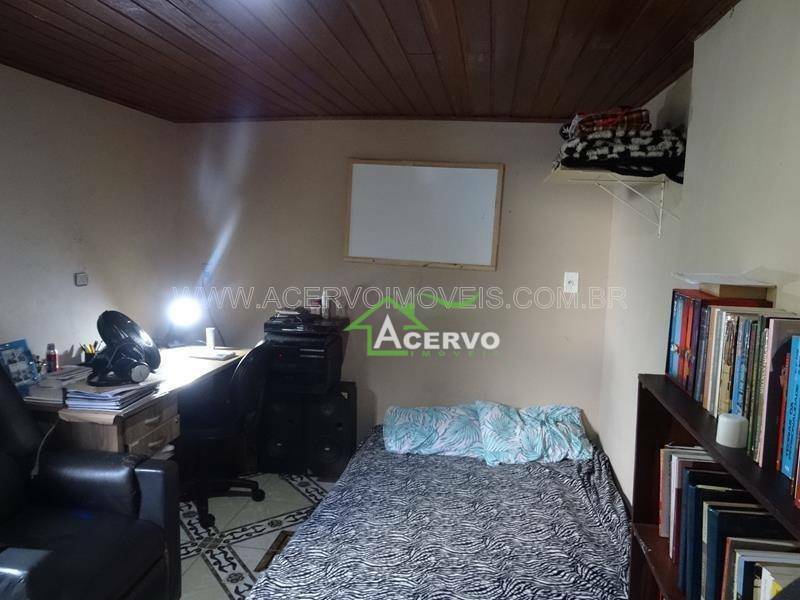 Casa à venda com 3 quartos, 108m² - Foto 25