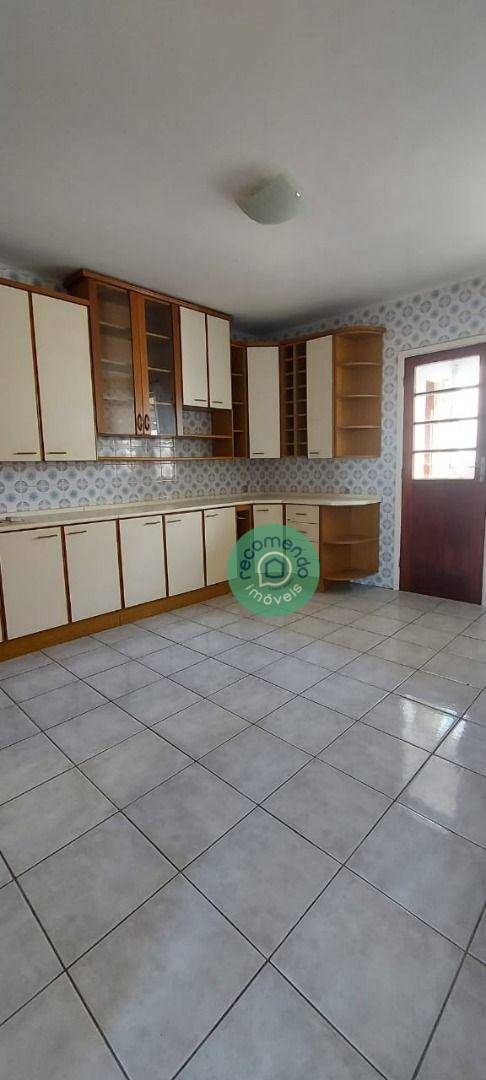 Apartamento à venda com 3 quartos, 113m² - Foto 11