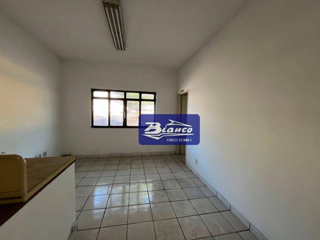 Depósito-Galpão-Armazém para alugar, 1000m² - Foto 19