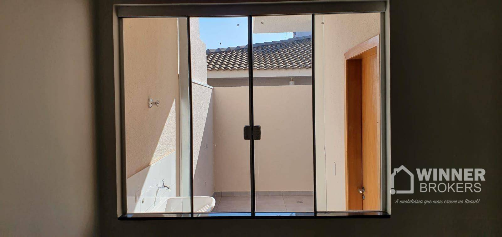 Casa à venda com 2 quartos, 58m² - Foto 12