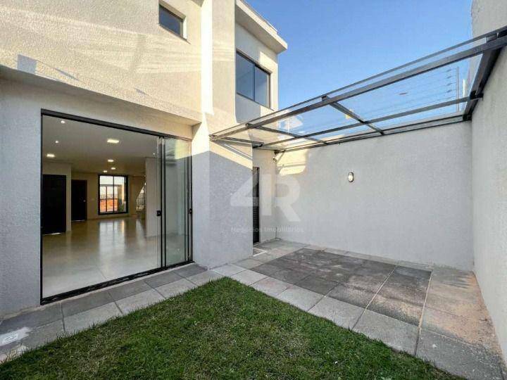 Sobrado à venda com 3 quartos, 120m² - Foto 3