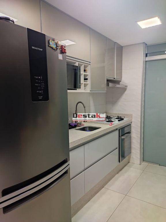 Apartamento à venda com 2 quartos, 95m² - Foto 10