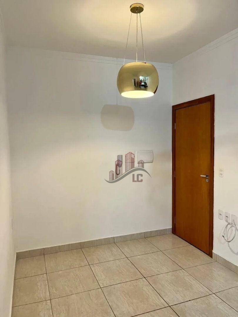 Apartamento à venda com 1 quarto, 42m² - Foto 2