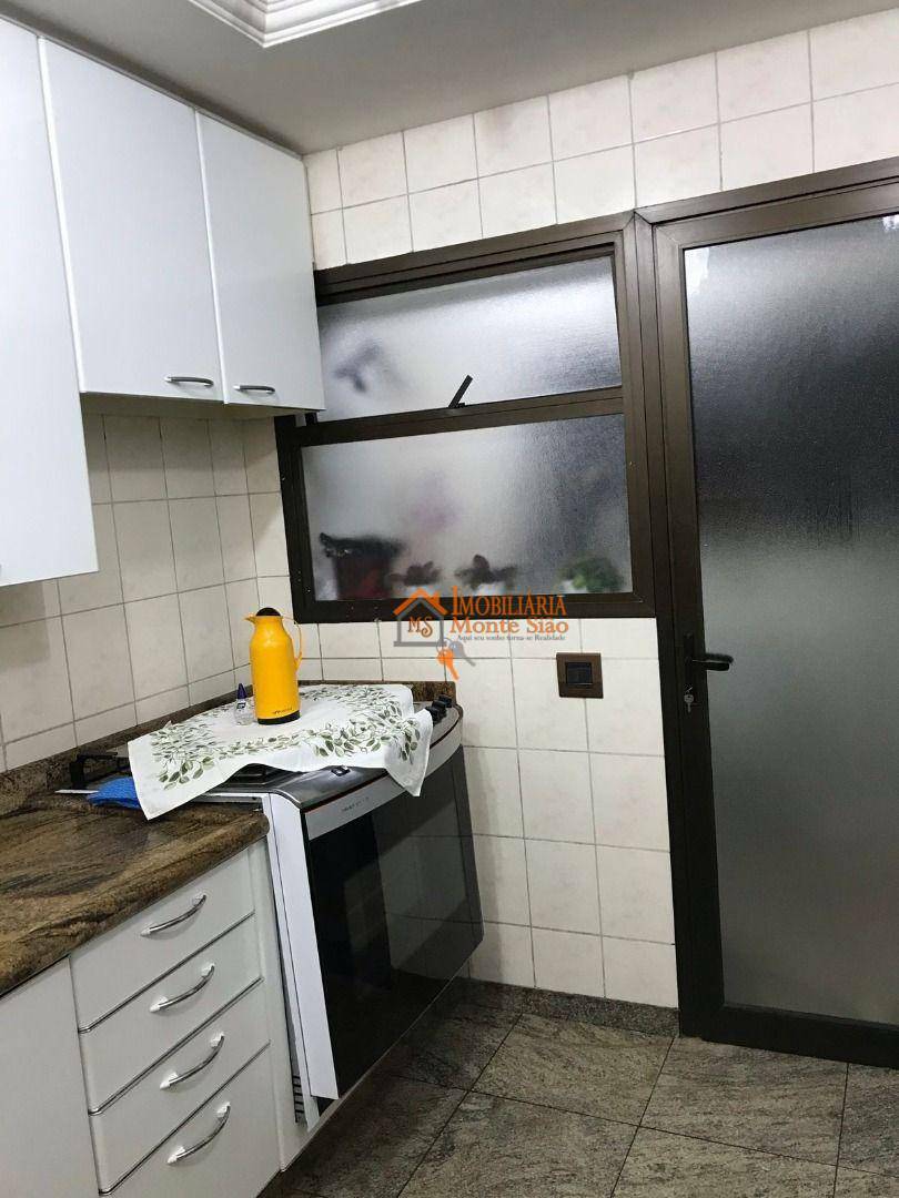 Apartamento à venda com 3 quartos, 230m² - Foto 18