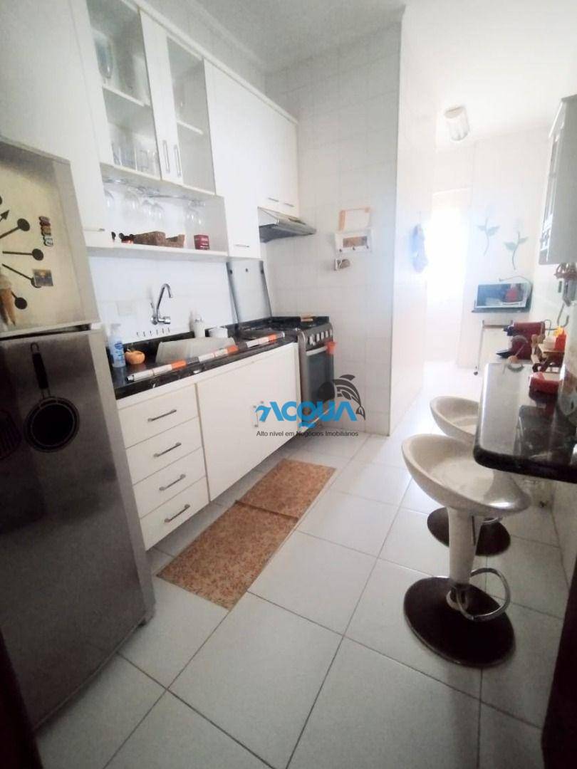 Apartamento à venda com 3 quartos, 90m² - Foto 4