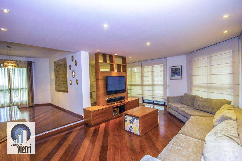 Apartamento à venda com 4 quartos, 210m² - Foto 2