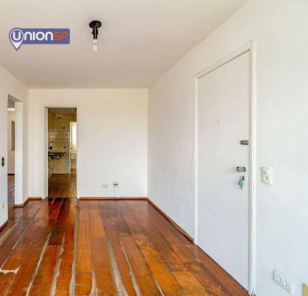 Apartamento à venda com 2 quartos, 56m² - Foto 2